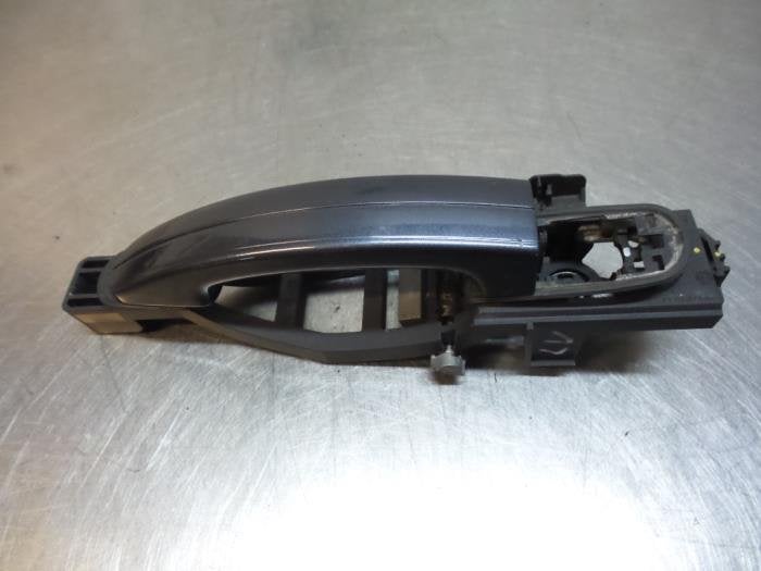 Poignée portière 4portes avant gauche d'un Ford C-Max (C-M, -, 3 mois de garantie, -, -