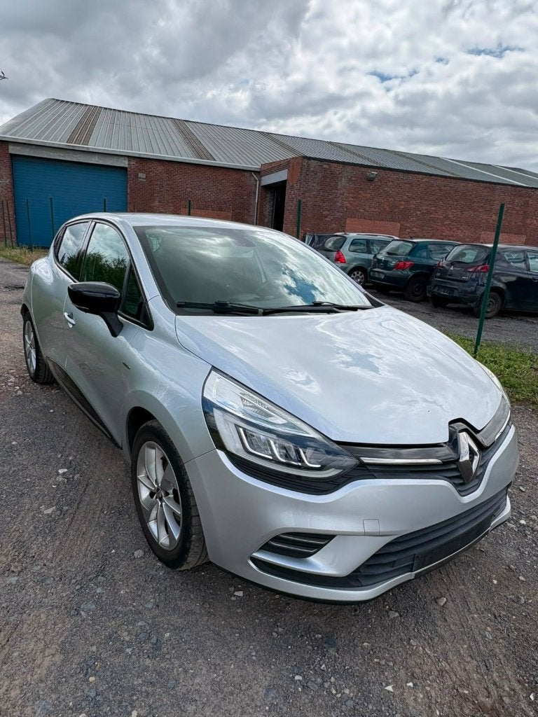 renault clio 1.2 life GARANTIE-NIEUWE DISTRIBUTIE 87k KM, Auto's, Voorwielaandrijving, Stof, 4 cilinders, 127 g/km