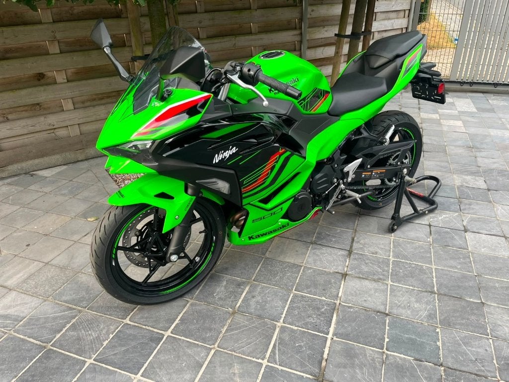 Kawasaki ninja 500SE**NIEUWE MOTORFIETS 4km!!!**SC PROJECT**, Motoren, 2 cilinders, Bedrijf, Sport, 451 cc