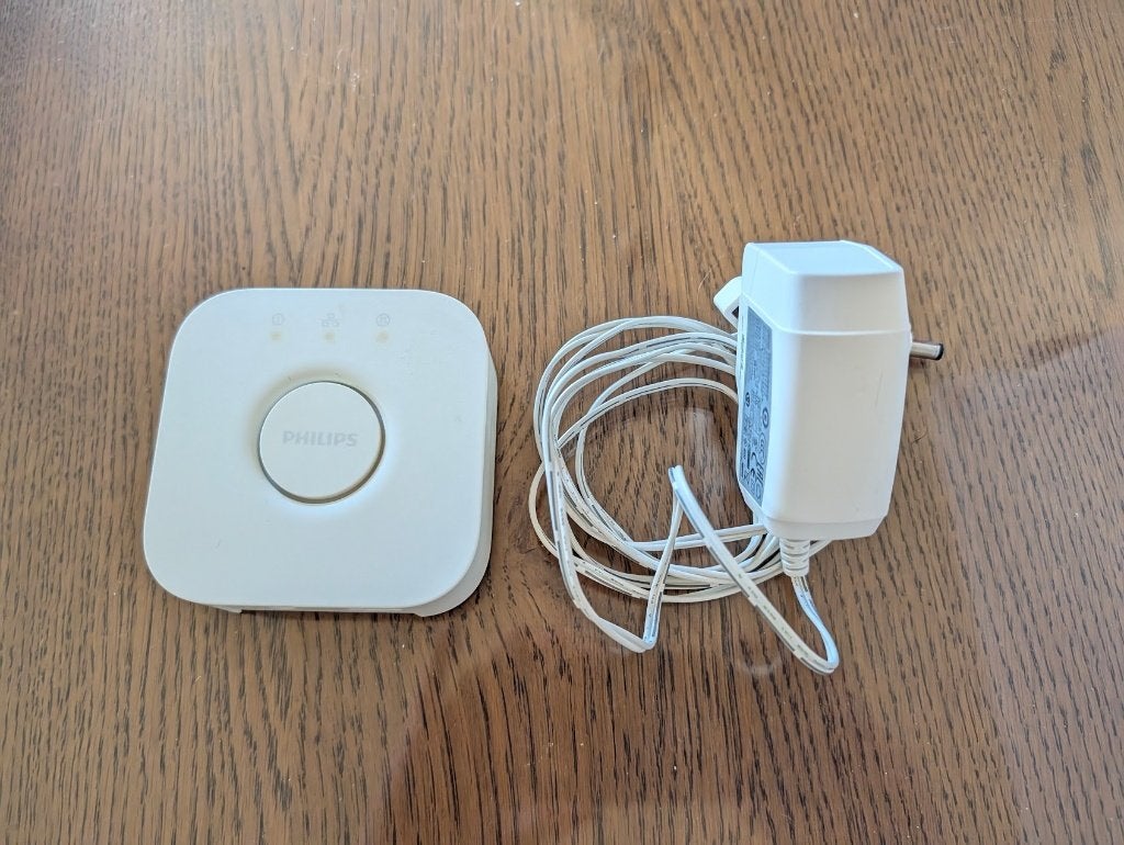 Philips HUE Bridge v2 (3241312018), Informatique & Logiciels, Points d'accès, Enlèvement, Utilisé, Philips