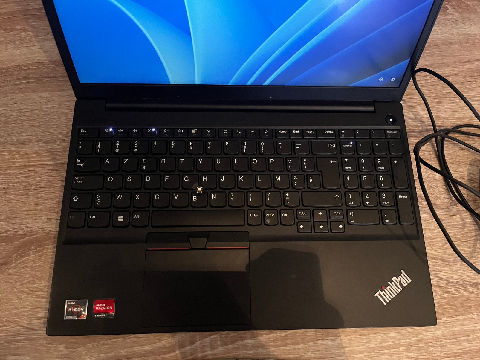 Lenovo ThinkPad Ryzen 5, Computers en Software, Ophalen of Verzenden, Zo goed als nieuw, Azerty