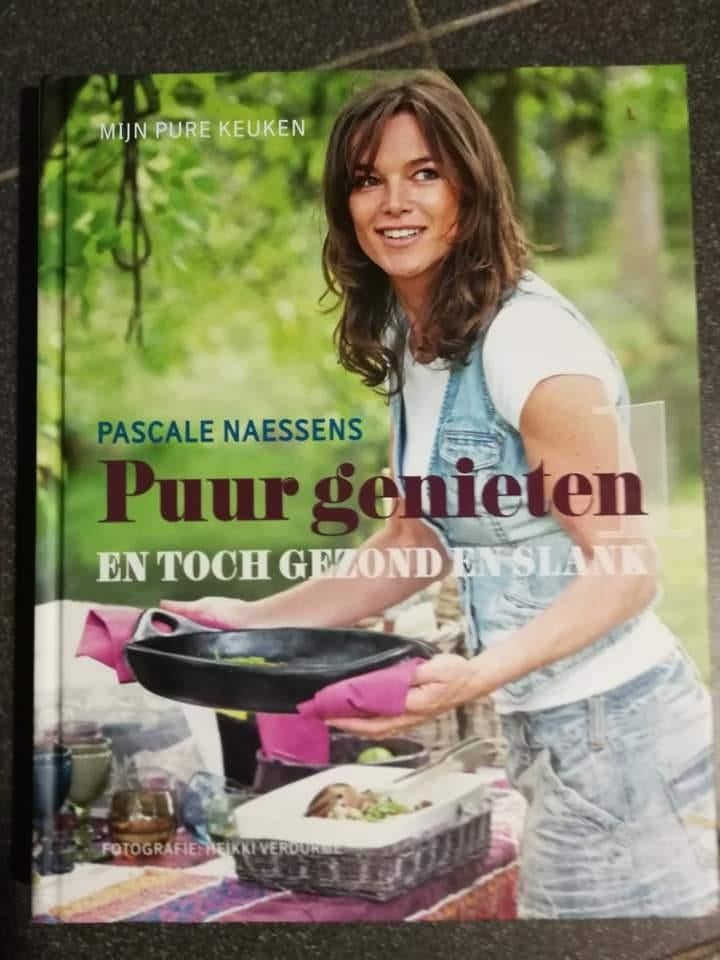 puur genieten 1, Boeken, Ophalen of Verzenden, Zo goed als nieuw, Gezond koken