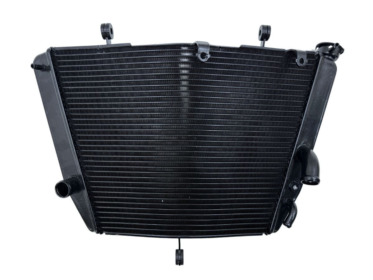 RADIATEUR GSX R 600 2011-2015 (GSXR600 L1-L5) (1771014J00), Motoren, Dhr. S. di Majo, Nieuw, Info@cama-motorparts.nl, P.J. Troelstraweg 8 8
3144 CX  MAASSLUIS, NL