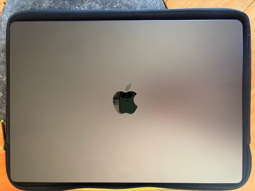 Apple MacBook Pro M4 16" 24Go (2024), 512 GB, 16 pouces, Comme neuf, 4 Ghz ou plus