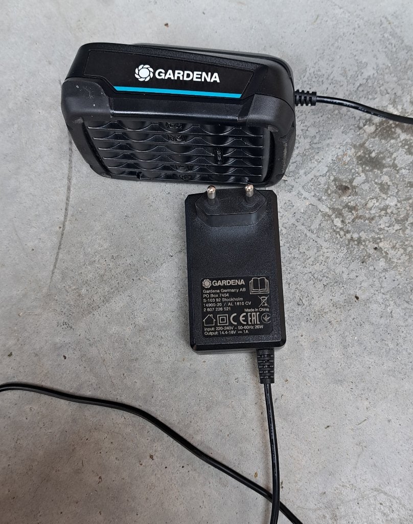 Gardena 18V 2.5Ah accu + oplader te koop, Enlèvement, Comme neuf, Batterie, Gardena