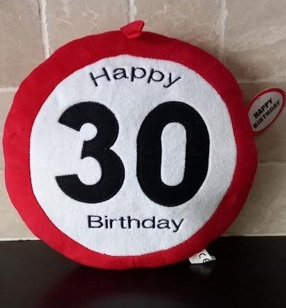 Knuffel kussen 30 jaar happy Birthday, Kinderen en Baby's, Speelgoed | Knuffels en Pluche, Verzenden, Nieuw, Wasbaar