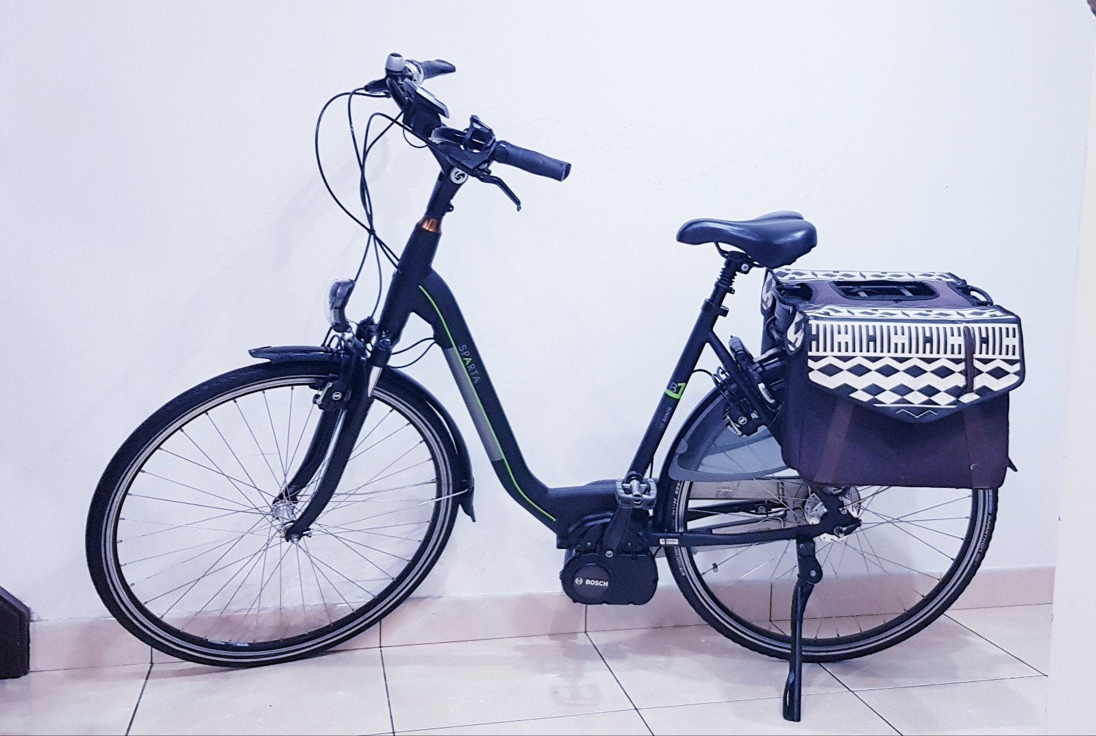 Vélo électrique Sparta Bosch à moteur central avec batterie, Vélos & Vélomoteurs, Enlèvement, Sparta