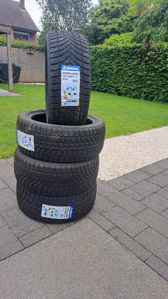 Winterbanden Landsail Winter Lander, Auto-onderdelen, Banden en Velgen, Ophalen, Nieuw, 17 inch, Winterbanden