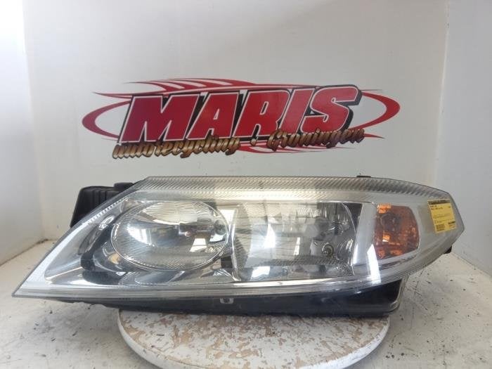 Phare gauche d'un Renault Laguna, Autos : Pièces & Accessoires, -, Renault, -, 3 mois de garantie