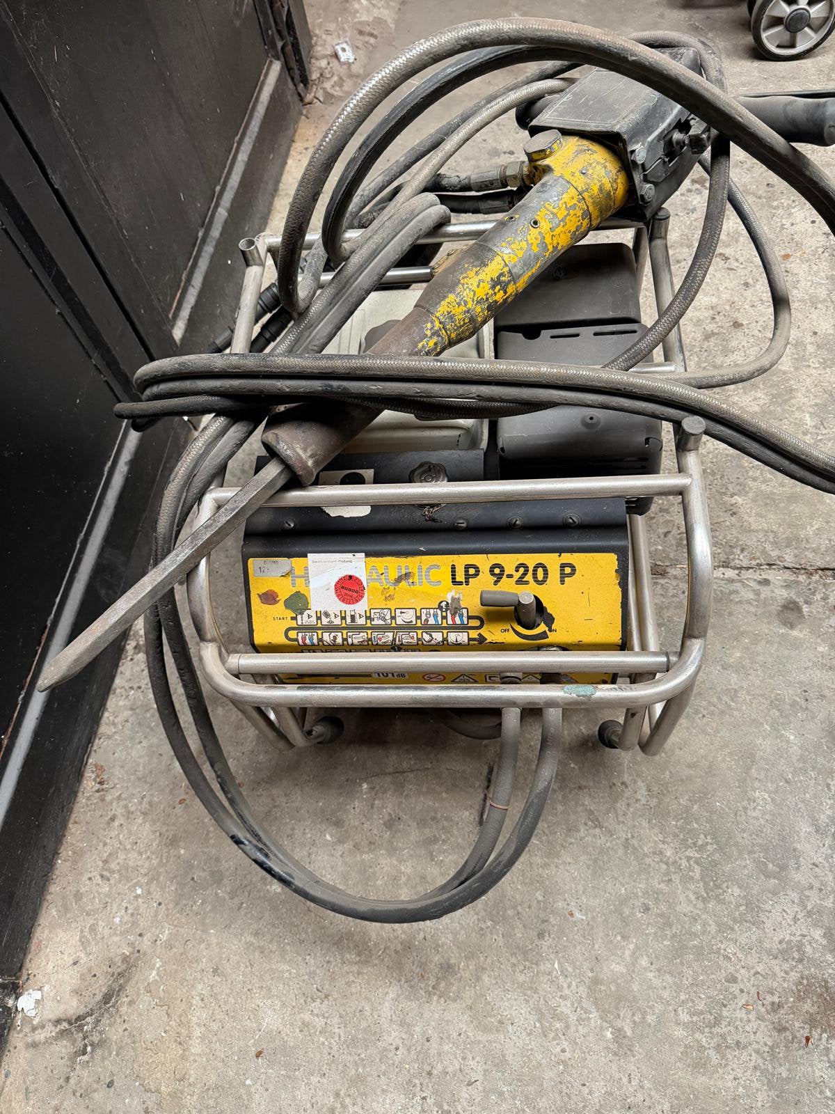 HYDRAULISCHE BREEKHAMER/SLOOPHAMER ATLAS COPCO LP 9-20P, Ophalen, Gebruikt