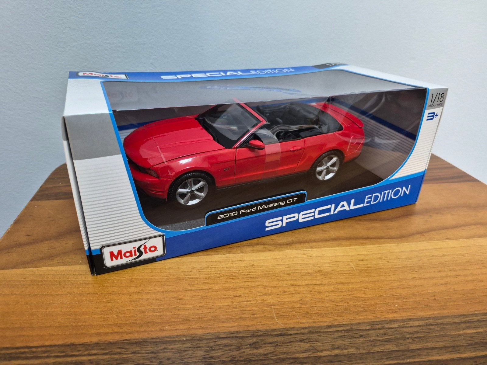 Maisto Ford mustang Gt 2010, Enlèvement ou Envoi, Neuf, Voiture, Maisto