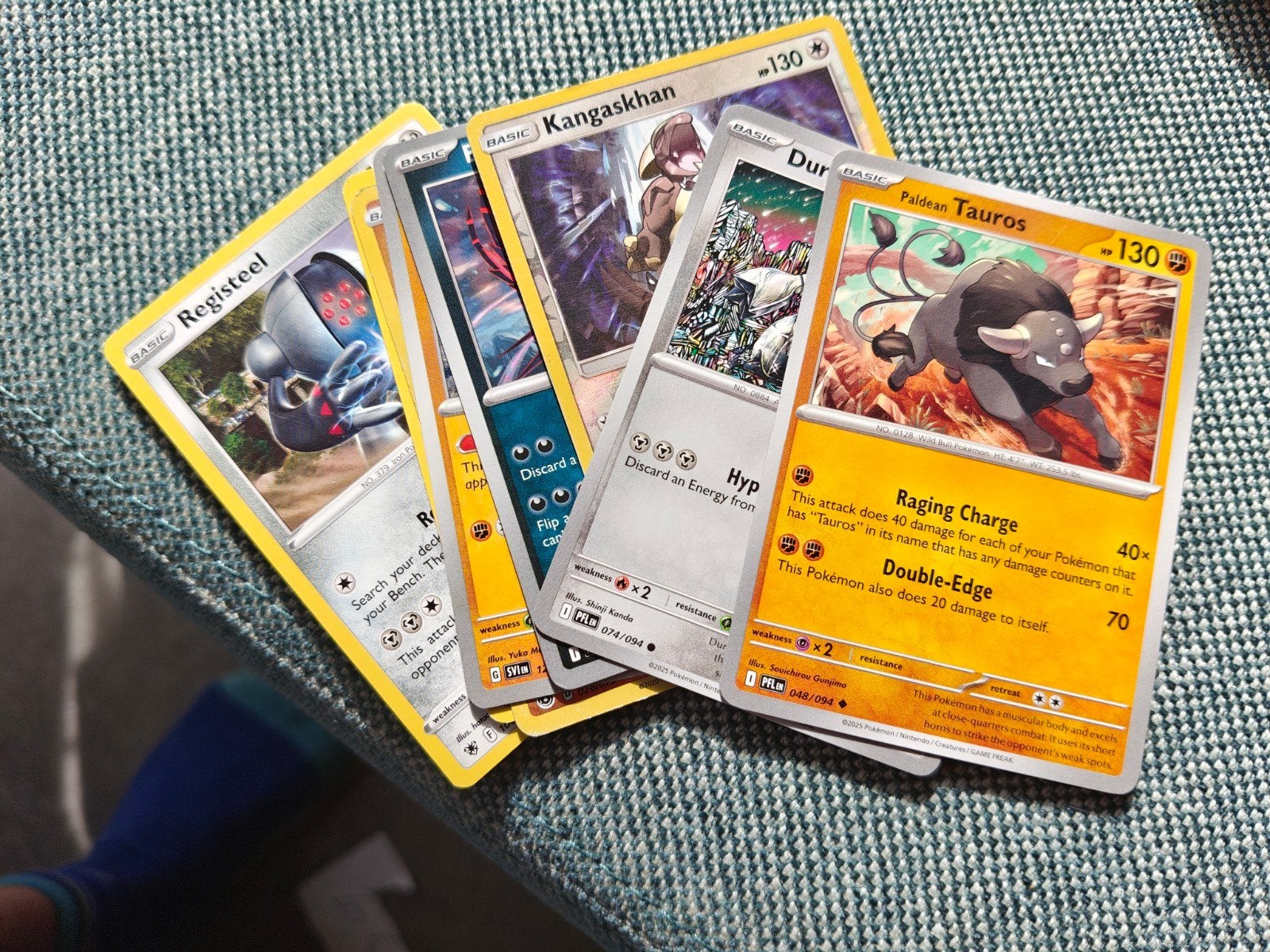 8 Pokemon kaarten 130 tot 150 HP, Ophalen
