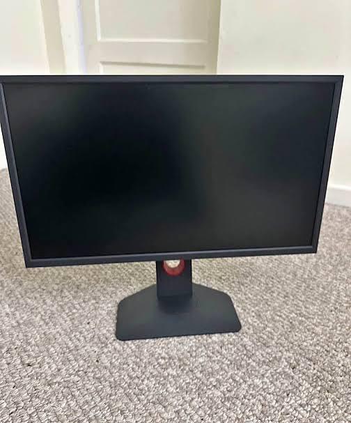 BenQ 240Hz Gaming Monitor – Zeer nette staat, HDMI, Zo goed als nieuw, 201 Hz of meer, Ophalen