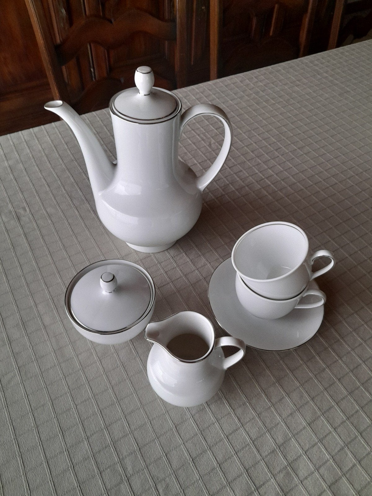 koffieservies, Enlèvement