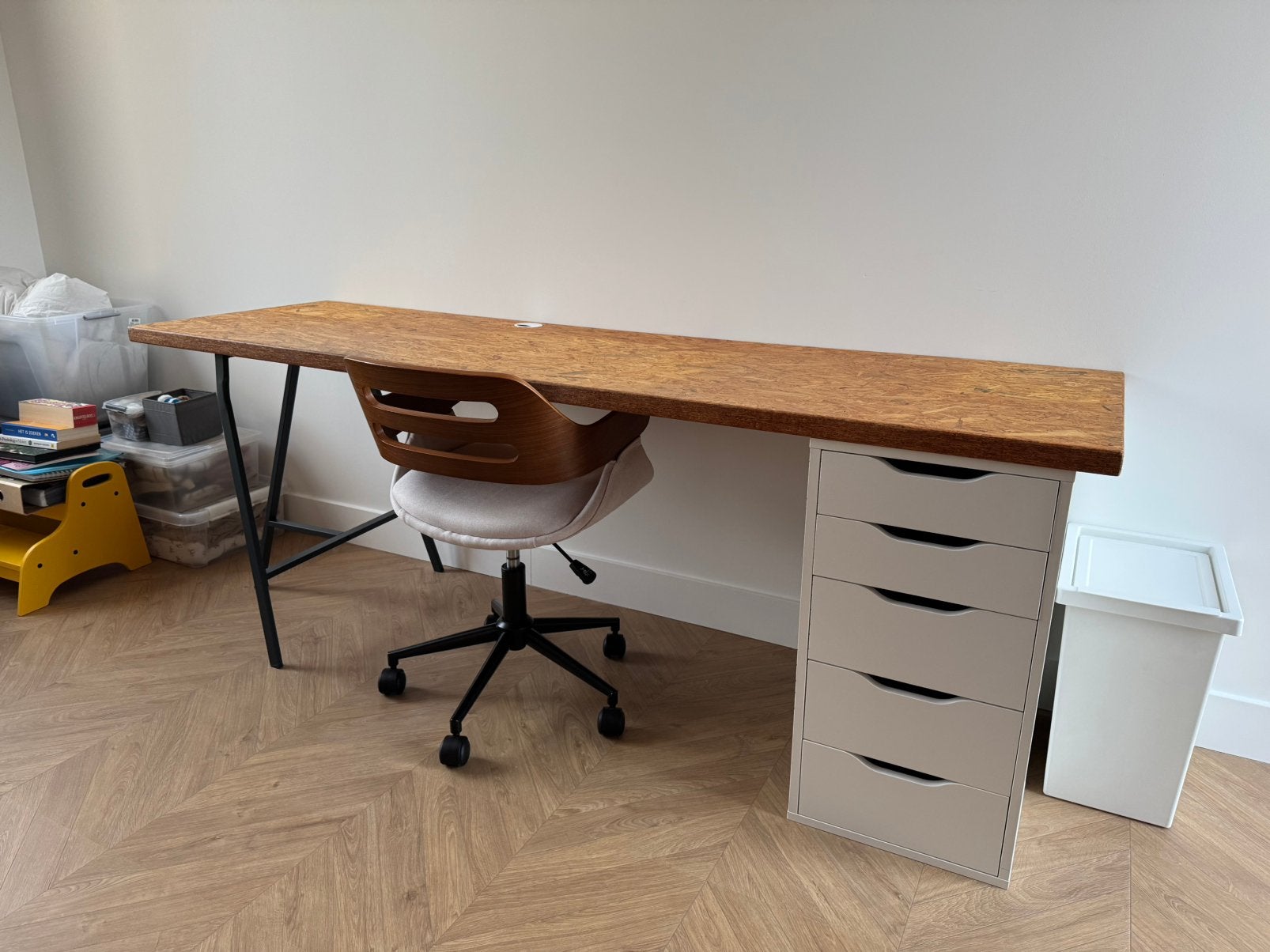 Bureau met ladeblok, Huis en Inrichting, Ophalen, Gebruikt, Scandinavisch, Hout