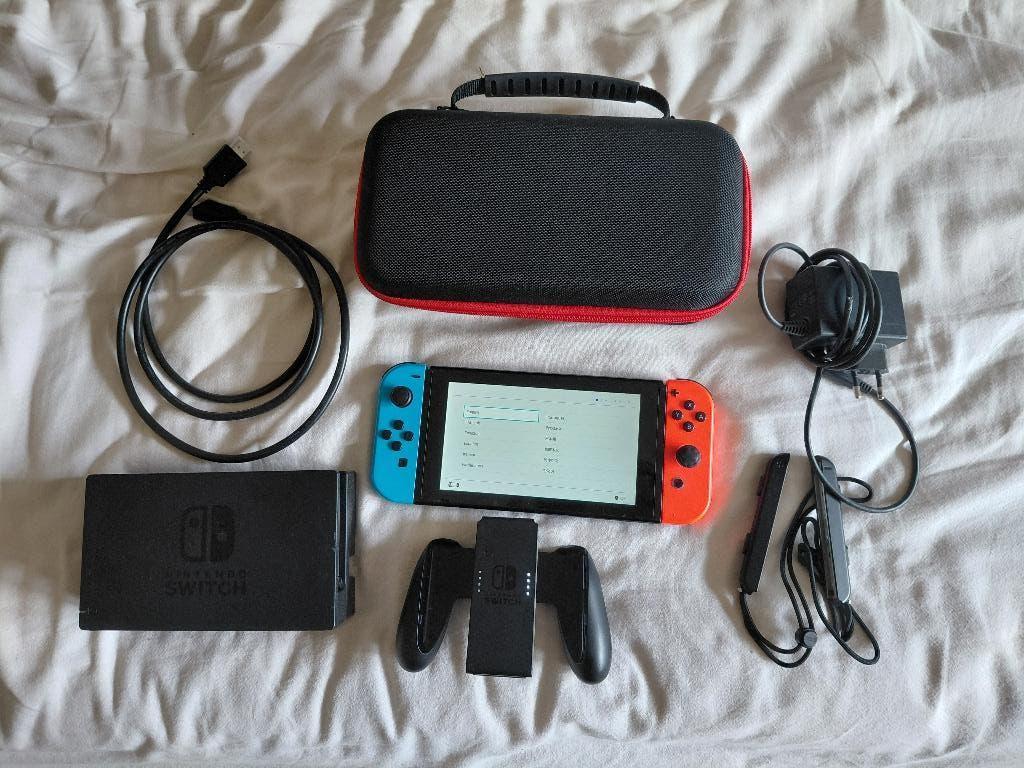 Nintendo Switch, Consoles de jeu & Jeux vidéo, Enlèvement ou Envoi, Comme neuf, Avec 2 manettes, Switch 2019 Upgrade
