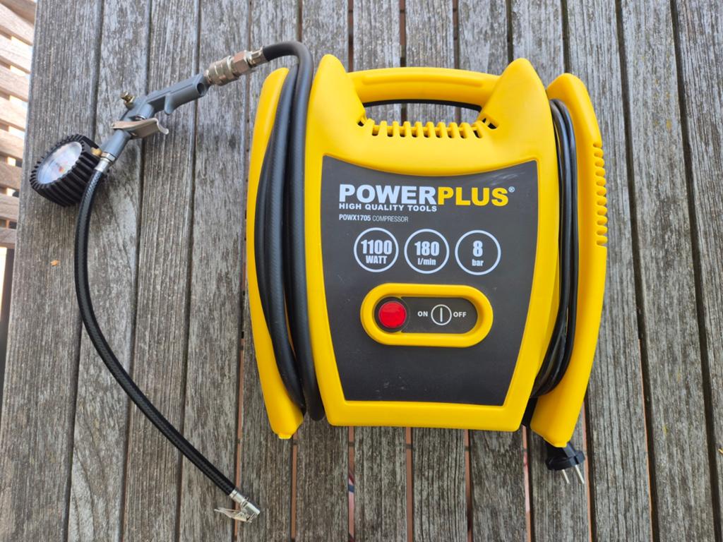 Compressor Powerplus POWX1705, Doe-het-zelf en Bouw, Compressors, Ophalen