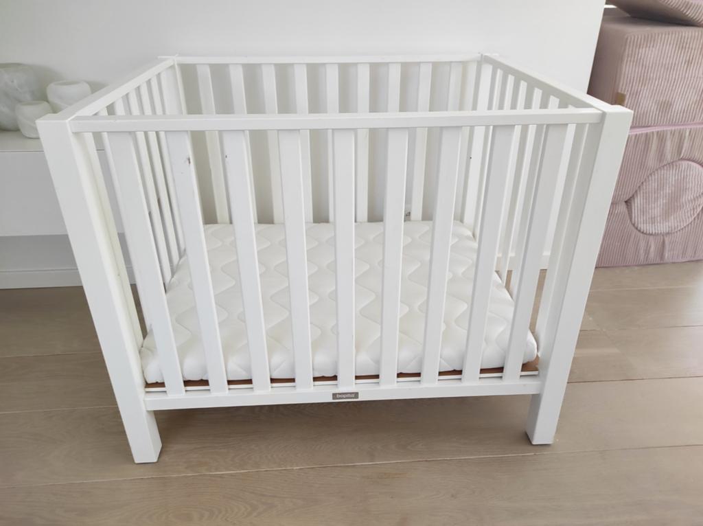 Park Bopita wit + matras+ matrasbeschermer+ parklegger, Kinderen en Baby's, Babyparken, Ophalen