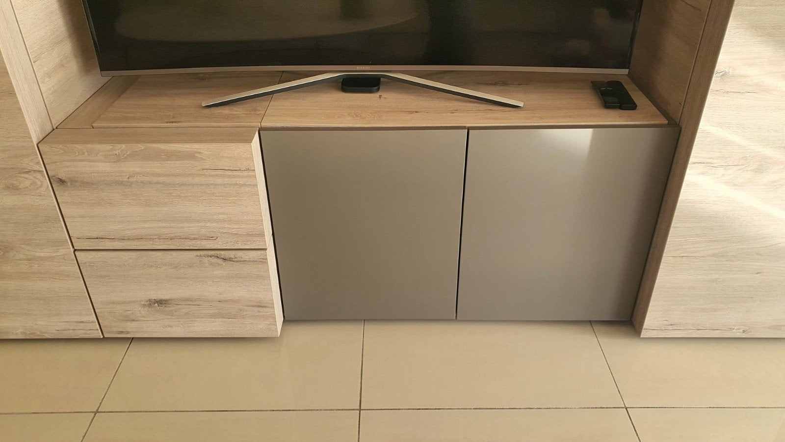Meuble tv et table basse livorno, Maison & Meubles, Enlèvement