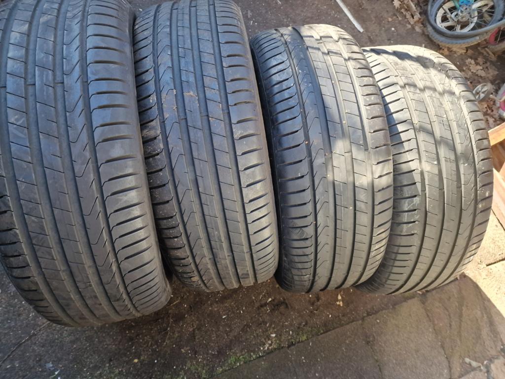 banden pirelli breedset 19 inch  achter255/ voor 235, Auto-onderdelen, Banden en Velgen, Gebruikt, 255 mm, Band(en), Personenwagen