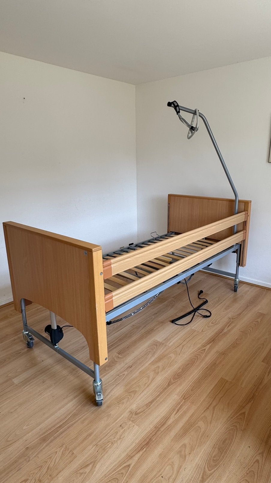 Lit électrique médicalisé Qualias LINAK quasi neuf URGENT, Maison & Meubles, 90 cm, 210 cm, Enlèvement, Bois
