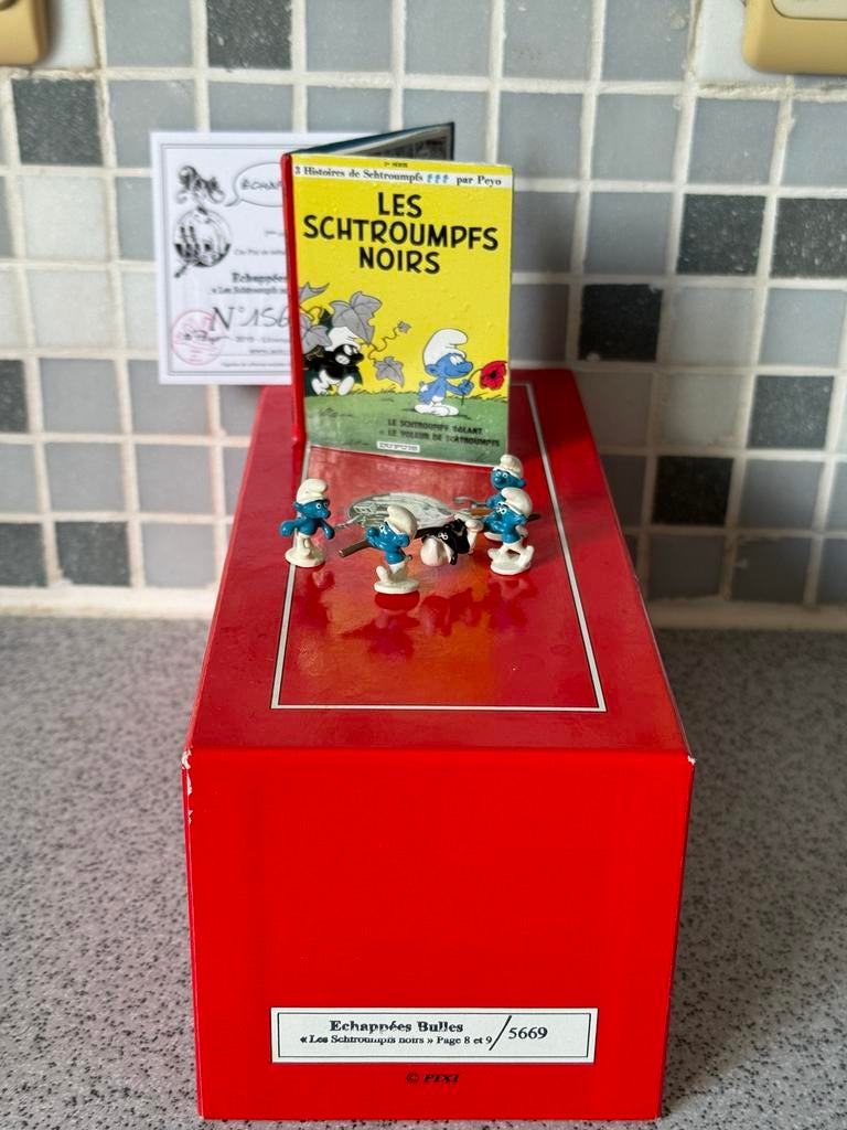 Les schtroumpfs noirs « pages 8 et 9 » pixi, Collections, Enlèvement ou Envoi, Comme neuf