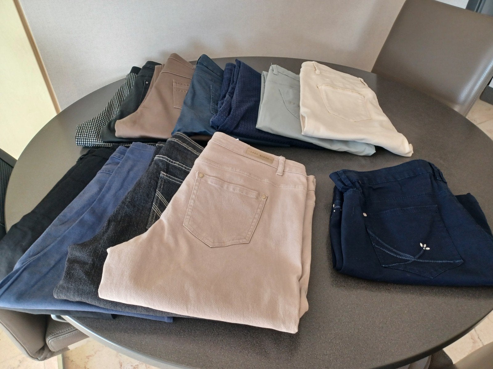 lot broeken maat xlof 44.alles voor 15 euro, Ophalen, Zo goed als nieuw, Maat 46/48 (XL) of groter
