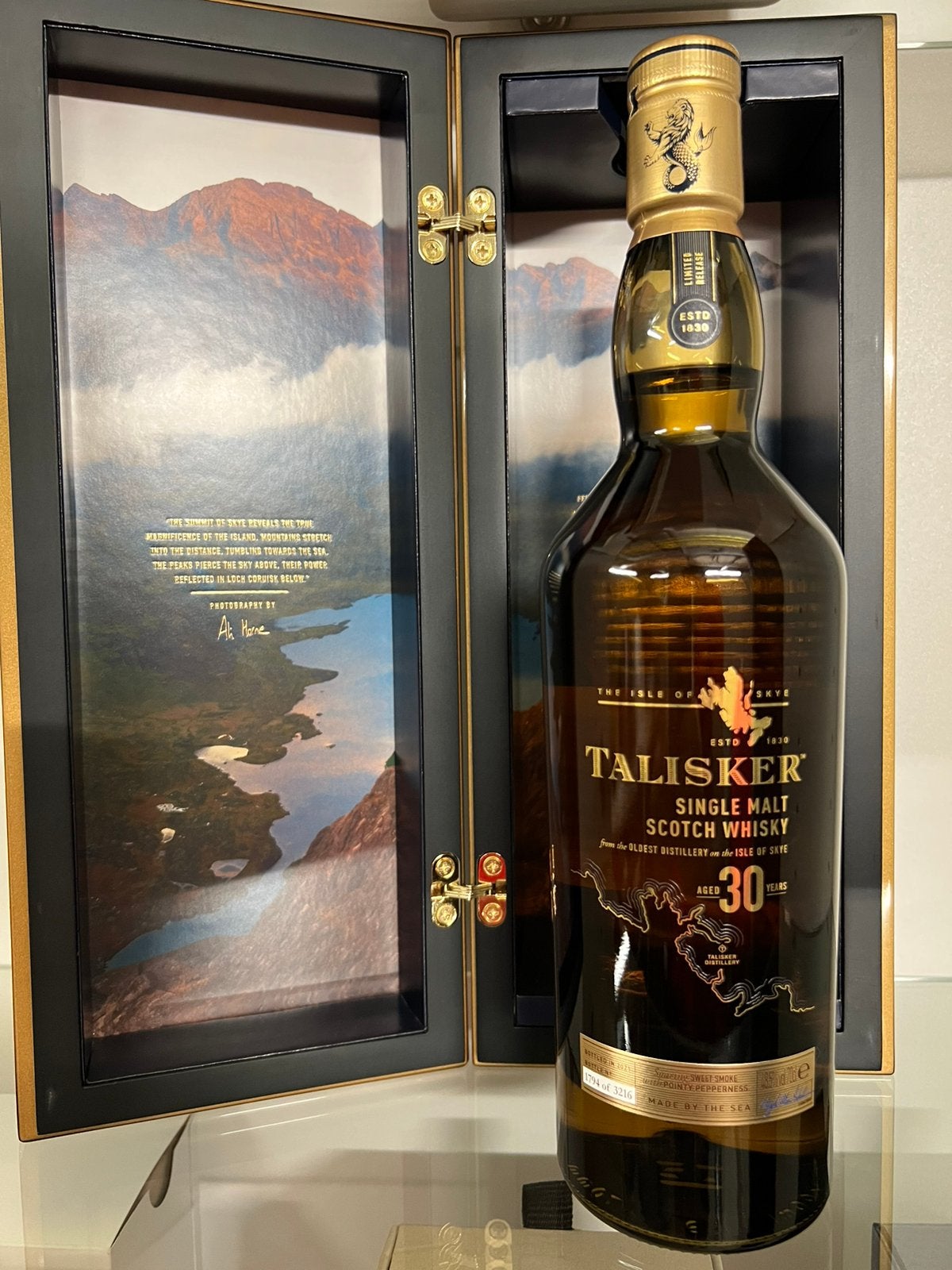 Talisker 30Yo 2021 limited edition, Verzamelen, Ophalen, Zo goed als nieuw