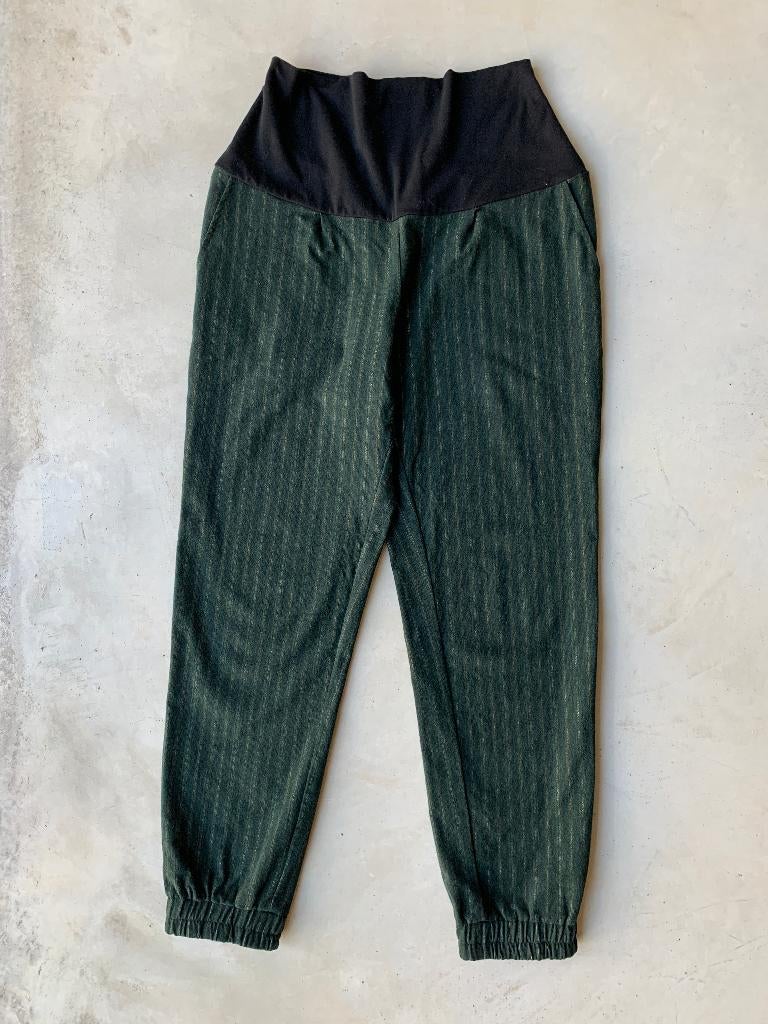 Zachte broek in trendy donkergroen - Fragile - Maat M, Kleding | Dames, Maat 38/40 (M), Fragile, Ophalen of Verzenden, Gedragen