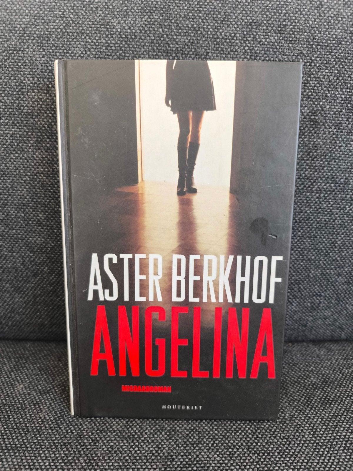 Angelina (Aster Berkhof), Ophalen, Zo goed als nieuw, Aster Berkhof, België