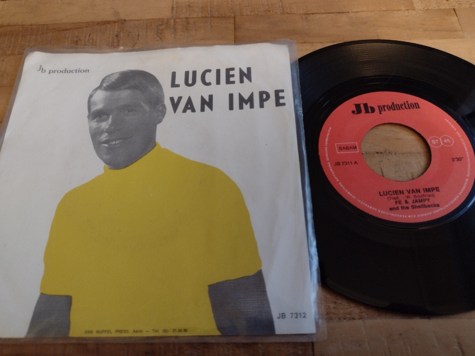 WIELRENNEN Single 1976: LUCIEN VAN IMPE (TOUR DE FRANCE), CD & DVD, Vinyles Singles, Comme neuf, En néerlandais, Housse de protection extérieure