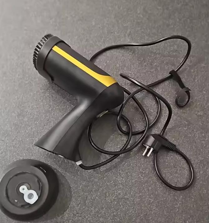Défroisseur vapeur vêtement 1500W – Défroisseur 350ml, Envoi, Comme neuf, Défroisseur