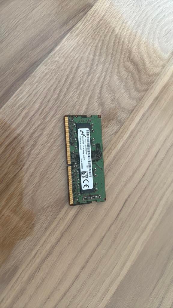 RAM 8 Go PC4-2666 - mta8atf1g64hz-2g6e1, Computers en Software, RAM geheugen, Ophalen, Zo goed als nieuw