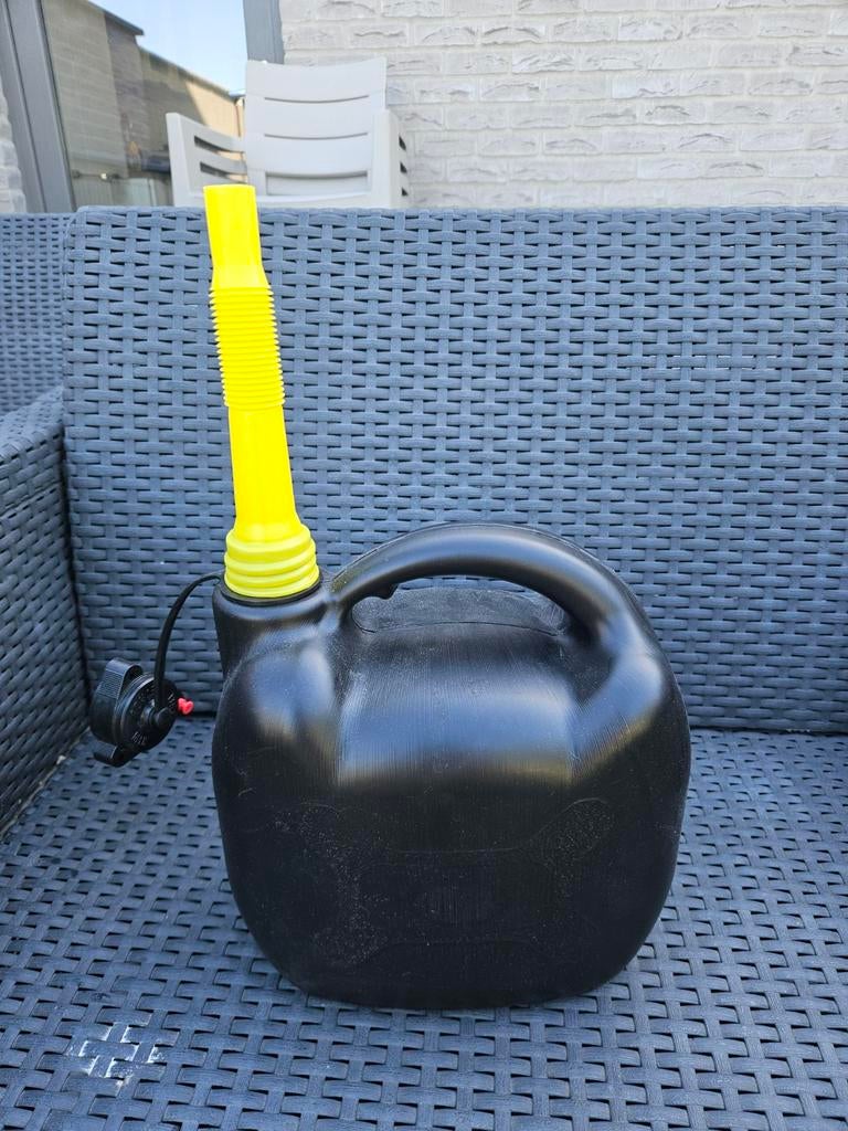 Plastic jerrycan 5l, Enlèvement