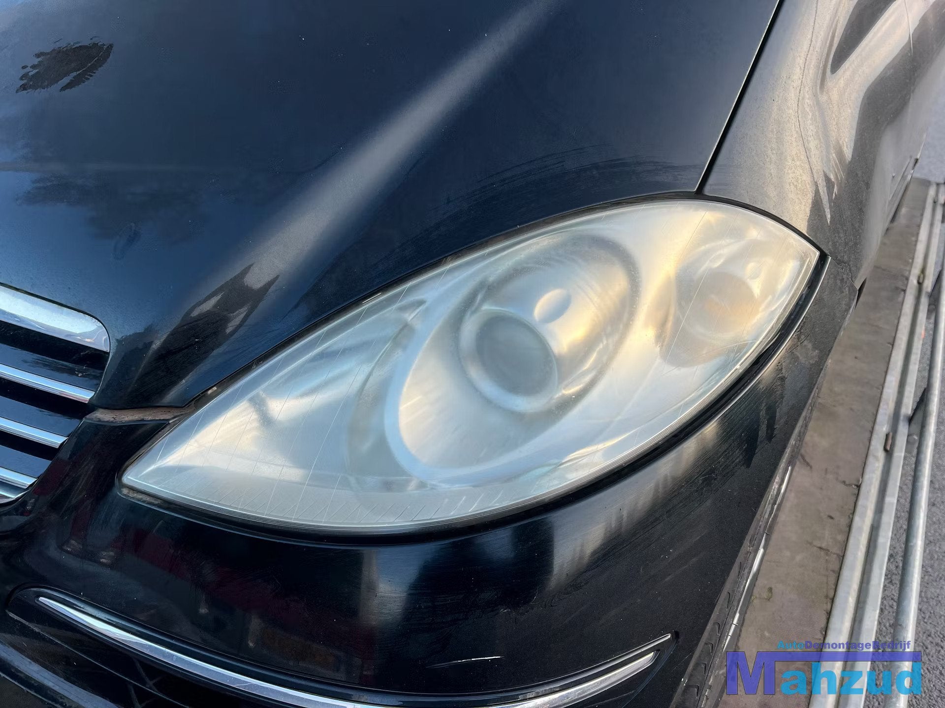 MERCEDES A KLASSE W169 links koplamp 2004-2012, Mercedes-Benz AG, Mercedes-Benz, Utilisé, Mercedesstrasse 120
70372  Stuttgart, DE