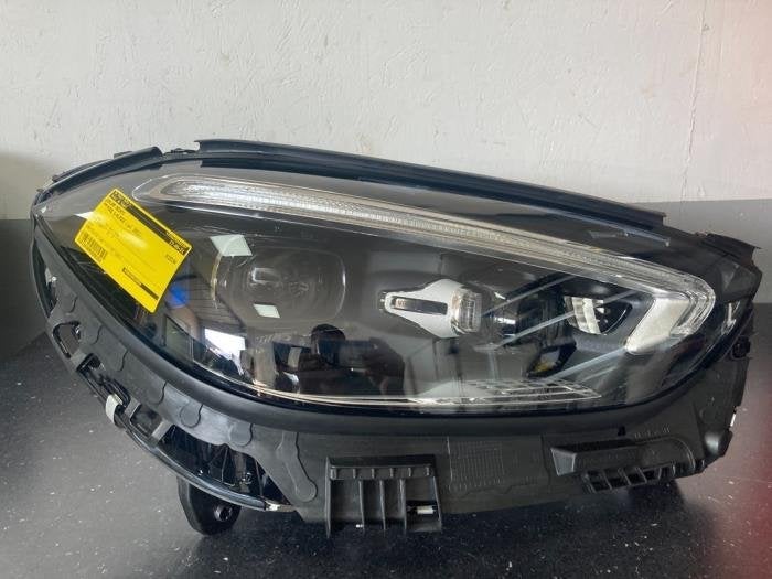 Koplamp rechts van een Mercedes C-Klasse, -, Nieuw, Ophalen of Verzenden, -