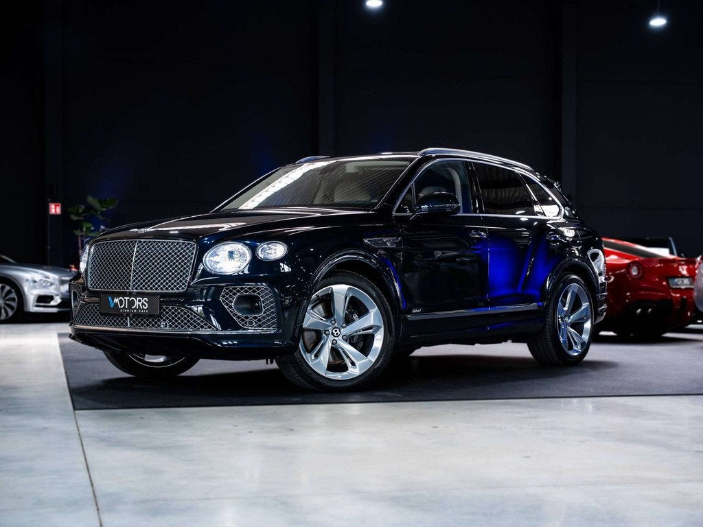 Bentley Bentayga 3.0 Turbo V6 PHEV - First Edition - Massage, Auto's, Bentley, Automaat, Gebruikt, Lichtsensor, 2995 cc