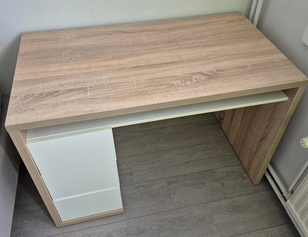 Bureau, Ophalen