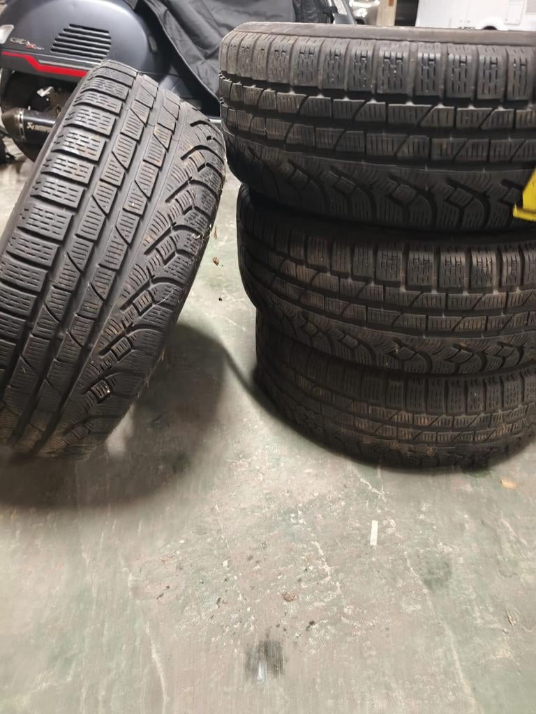 Winterbanden - verschillende maten in goede staat, Ophalen