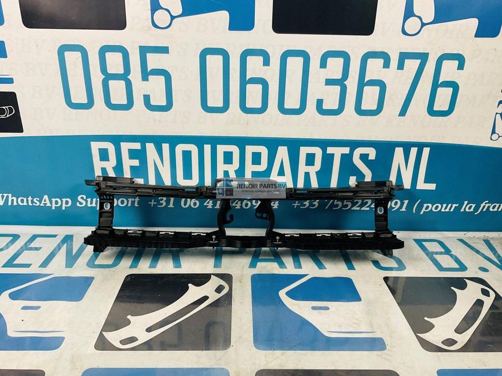 Grill Houder Volkswagen Polo 2G 2G0805705E Voorbumper 2-B3A-, Gebruikt, -, -, Ophalen of Verzenden
