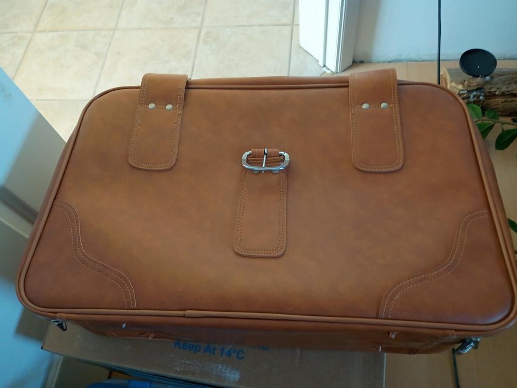 Vintage koffer in perfecte staat, Ophalen