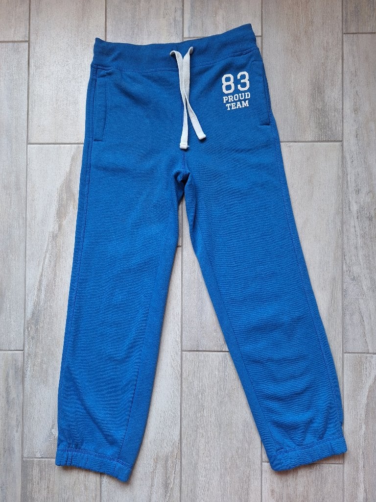 ★ M134/140 - Nieuwe sportbroek, Ophalen of Verzenden, Nieuw, Jongen, Broek