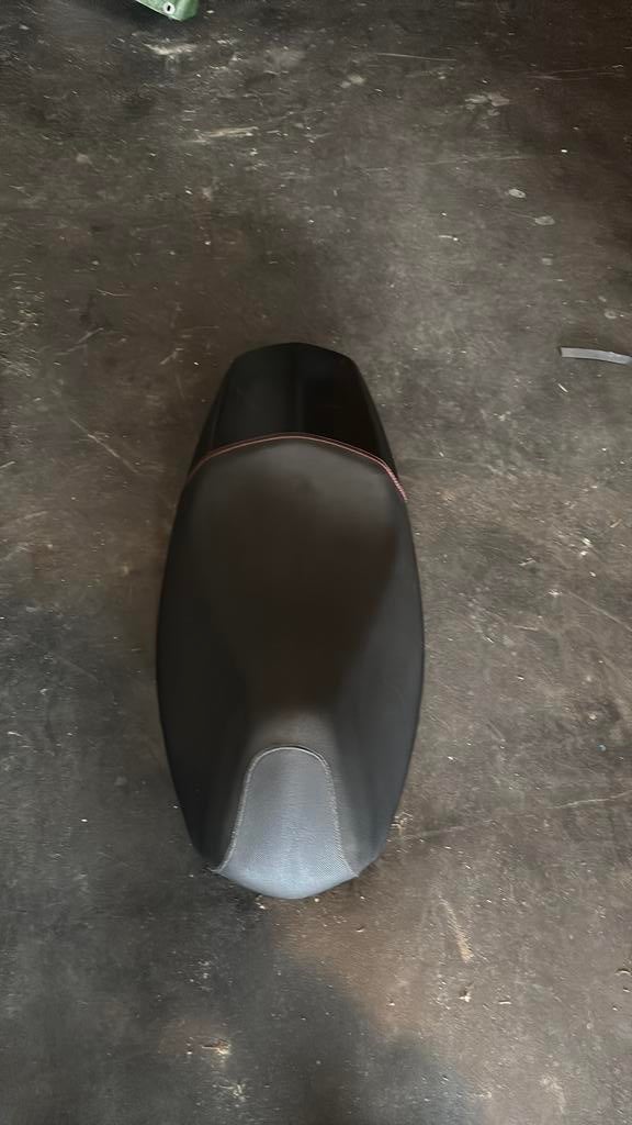 Selle peugeot speedfight 3, Ophalen of Verzenden, Speedfight