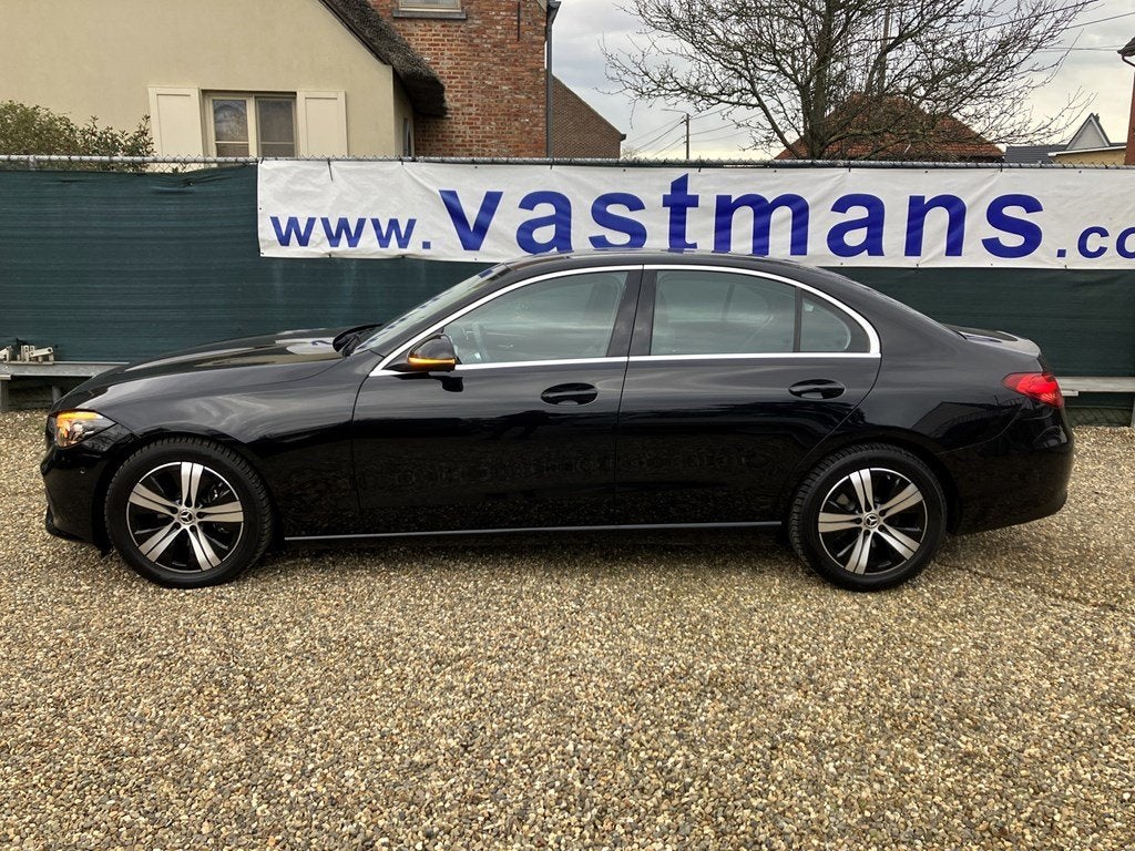 Mercedes-Benz C 180 Avantgarde / Sfeerverlichting / Half Le, Automaat, 4 deurs, Zwart, 146 g/km