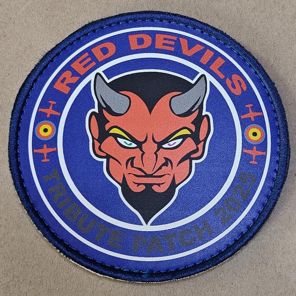 Patch hommage aux Red Devils Siai Marchetti SF-260 2025, Enlèvement ou Envoi, Armée de l'air, Emblème ou Badge