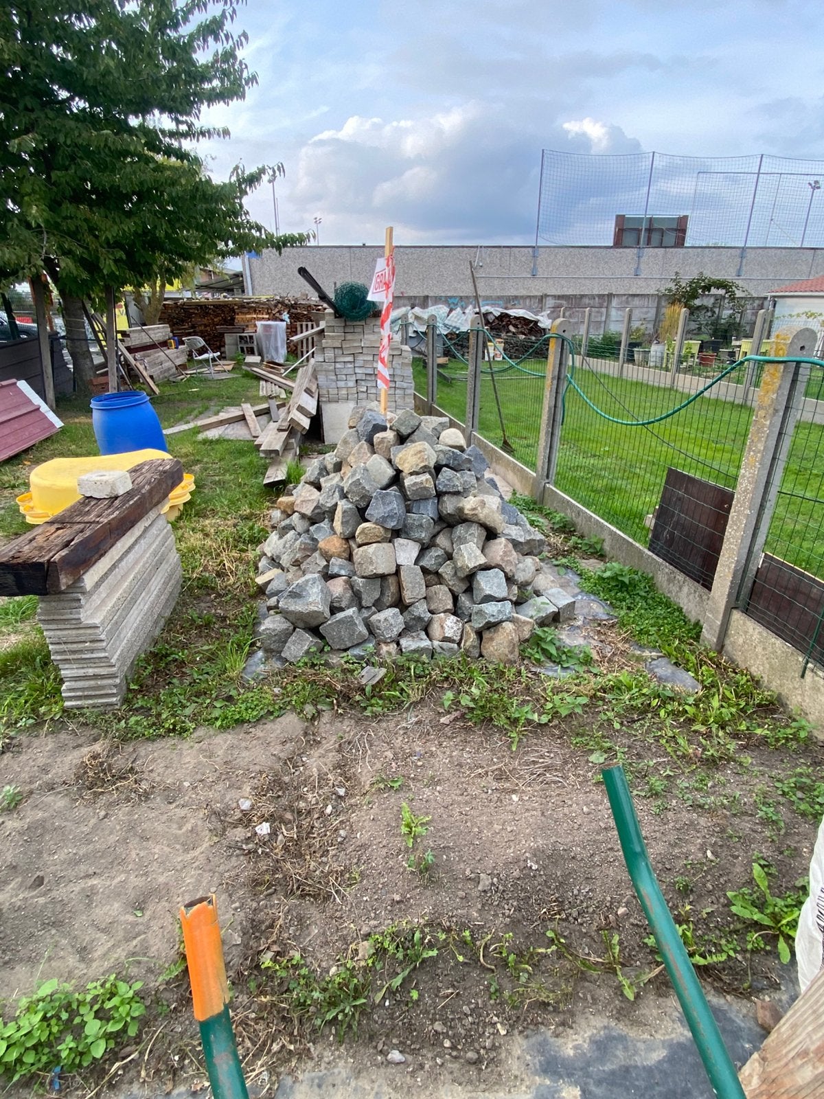 Kassei stenen, Tuin en Terras, Ophalen, Zo goed als nieuw