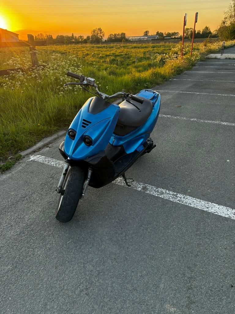 Hyosung sf 50 racing, Fietsen en Brommers, Ophalen