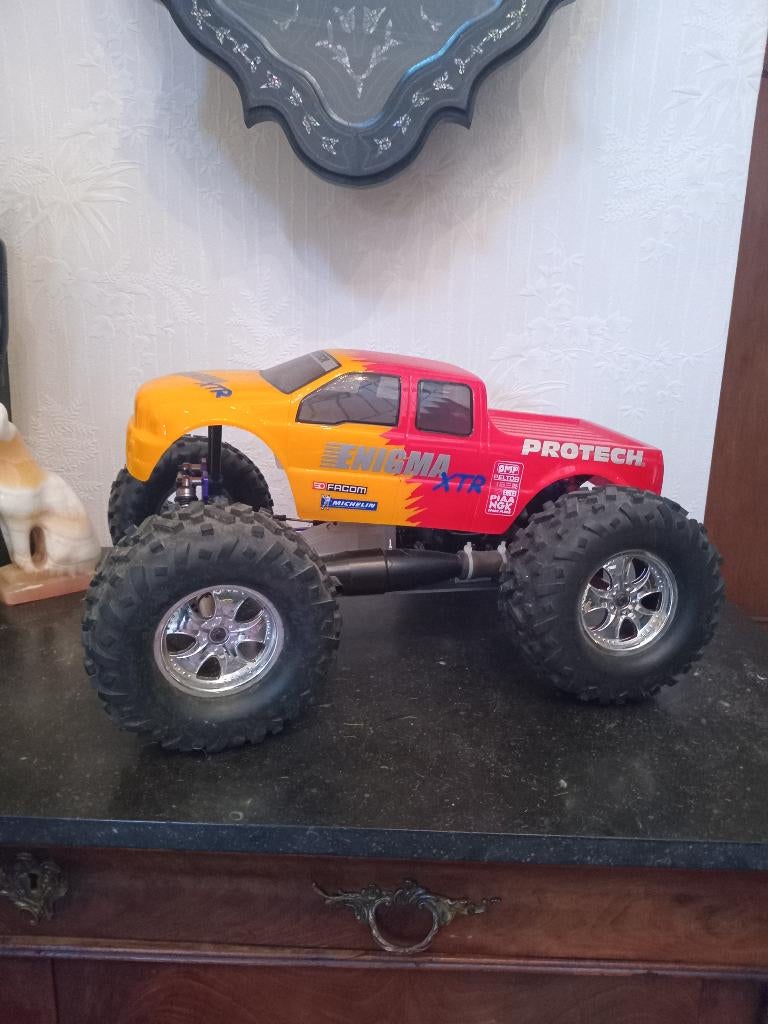 Rc nitro 1/8 nouveau, Hobby & Loisirs créatifs, Neuf, Enlèvement ou Envoi, Échelle 1:8, Voiture off road