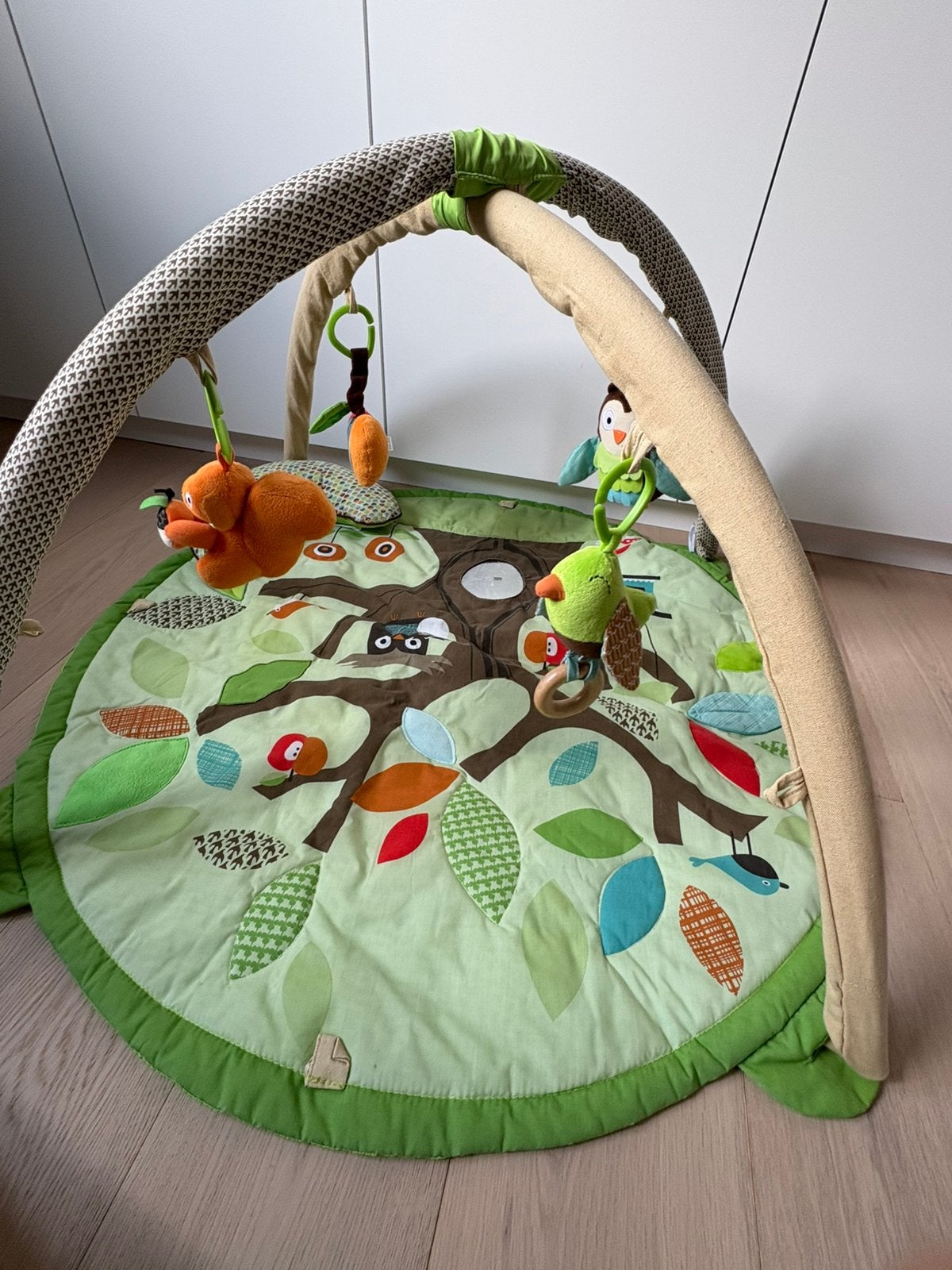 Skip Hop Treetop Friends Activity Gym speelmat, Kinderen en Baby's, Ophalen, Zo goed als nieuw