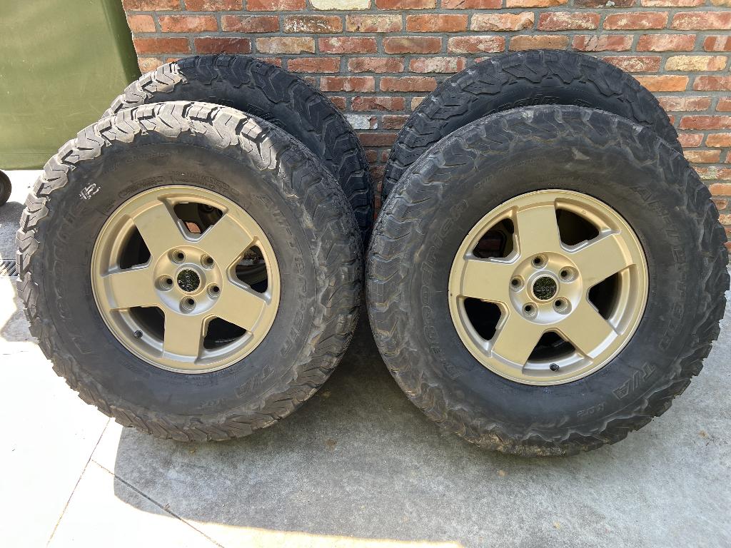 banden en velgen Wrangler JK 315/70R17, Auto-onderdelen, Banden en Velgen, Ophalen, Band(en)